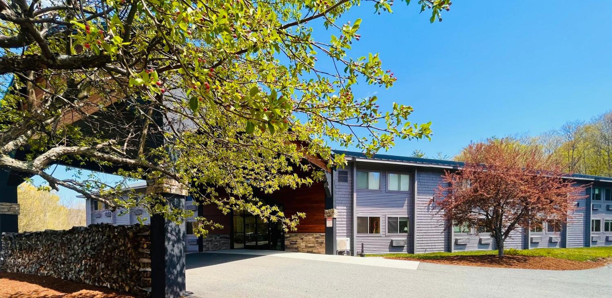A Hotel Inn Sunapee Mount Sunapee Exterior photo